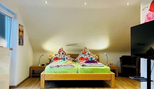 Gemütliche 2-Zimmer WHG mit Balkon/Parkplatz Ost/ Halbinsel Höri/Bodensee