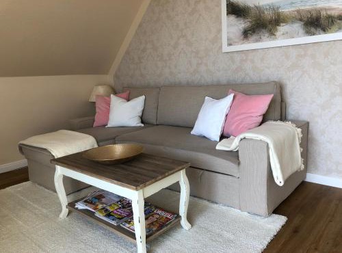 Gemütliche Wohnung mit Balkon und Stellplatz