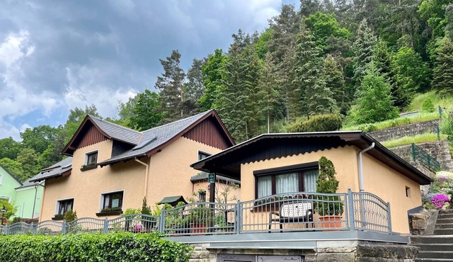Gemütliches Ferienhaus Direkt am Fuße des Lilienstein in Bad Schandau
