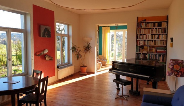 Generous oasis in the countryside