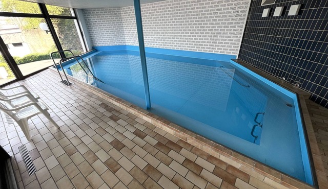 Geräumige Ferienwohnung für bis zu 4 Personen mit Pool und Sauna