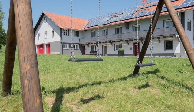 Gesamtes Ferienhaus in Buchenberg mit Grill, Garten und Terrasse by Interhome