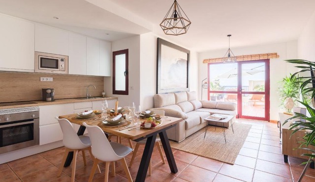 Giraud II - Beachfront - Pool - 46 m2 Terrace