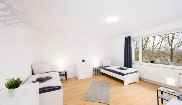 Gla03 - Schönes Apartment mit Balkon in Gladbeck, 80 qm, 3 Zimmer, Max. 6 Personen