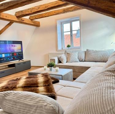 Good Wood Nest - Modernes Fachwerk auf zwei Etagen am Marktplatz in Freudenstadt