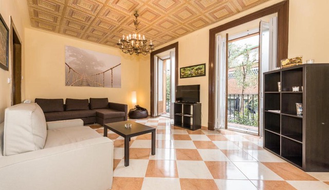 Grand Latina Apartment
