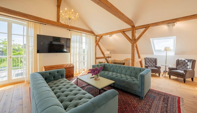 Gutshof Liepe - 8 Pers. Ferienwohnung