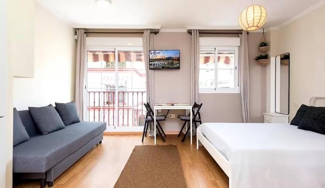 H2M Ventura Angel Loft SmartTv & AACC near centre