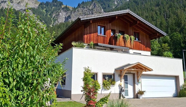 Haus Adrian
