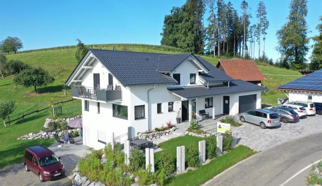 Haus am See - Ferienwohnungen