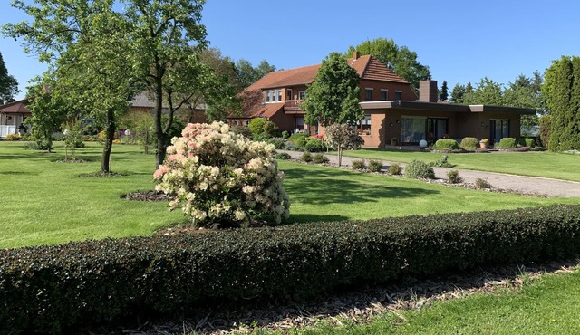 Haus Jenner in Ruhiger Lage