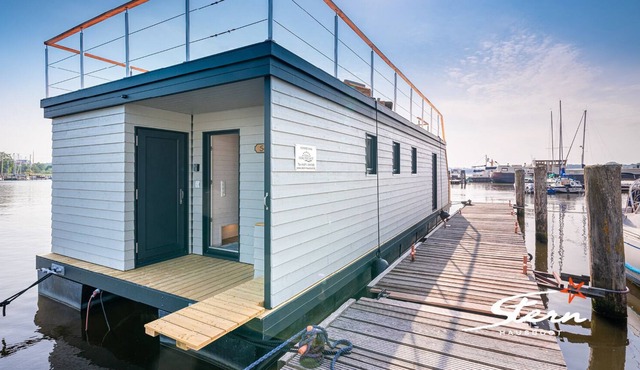 Hausboot für 5 Gäste mit 32m² in Lübeck