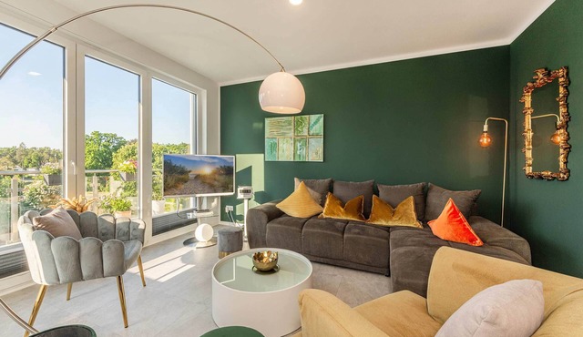 Hochwertiges Ferienapartment in Ruhiger Süd-west Lage mit Sauna, Wlan und Stellp