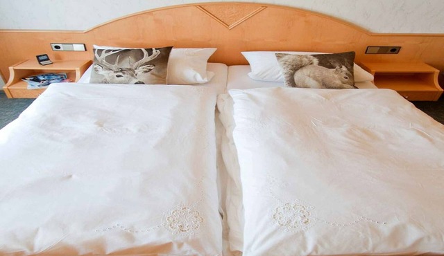 Holiday Apartment 'for 2 People' with Shared Garden, Balcony and Wi-Fi