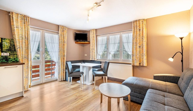 Holiday Apartment 'Hofblick' with Shared Pool