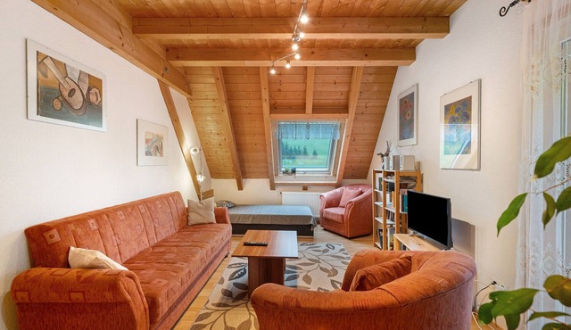Holiday Apartment '2' with Shared Terrace and Shared Garden