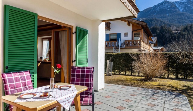 Holiday Apartment 'Alpenblick Tilly - Barmsee' with Mountain View, Private Terrace and Wi-Fi