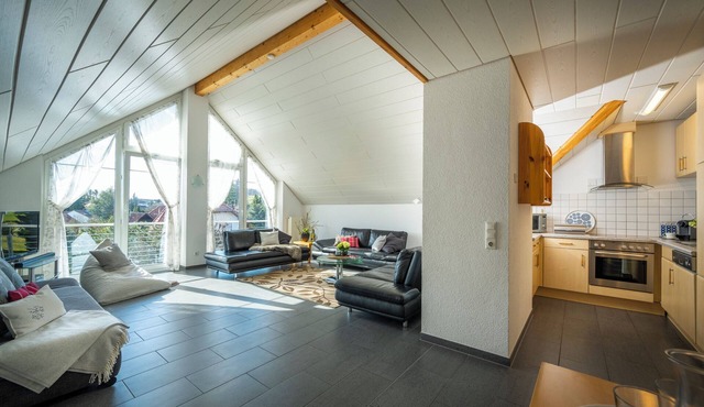 Holiday Apartment "Lea" at Lake Constance with Wi-Fi, Balcony, Terrace & Garden