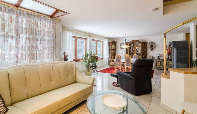 Holiday Apartment 'Schwarzwalduhren Nescht Triberg' with Panoramic View