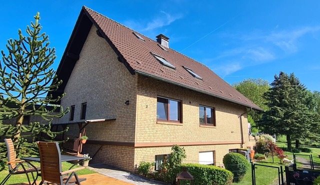 Holiday Apartment 'Zum Plauderbaum' with Private Terrace, Private Garden and Private Outdoor Whirlpool