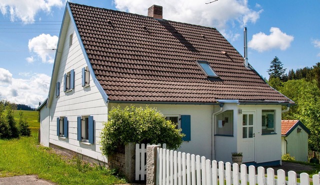 Holiday Home 'Allgäuperle Mit Hauskater Moritz' with Private Terrace, Private Garden and Wi-Fi