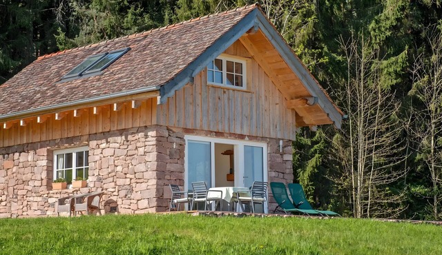 Holiday Home 'Backhaus' with Mountain View, Private Terrace and Private Garden