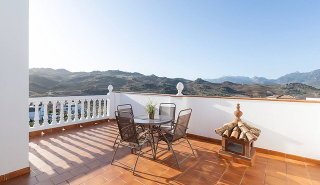 Holiday Home "Casa Teones" with Mountain Views, Private Pool and Terrace