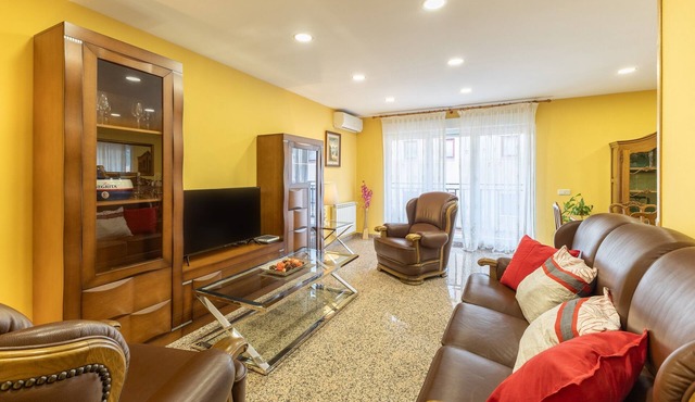 Holiday Home 'Magnifico' in Pozuelo de Alarcón - Near Madrid, Free Parking