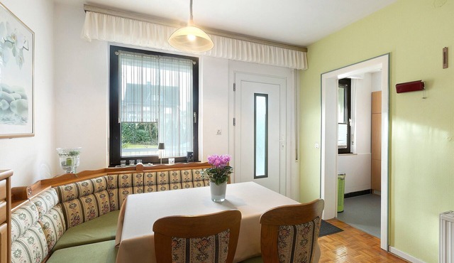 Holiday Home 'Ferienwohnung Sonnenring' with Mountain View, Shared Terrace and Wi-Fi