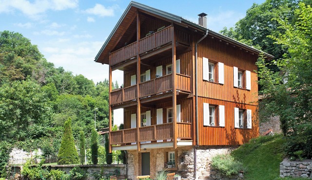 Holiday Home 'Gutenburghüsli Mit Großen Garten' with Private Terrace, Private Garden and Wi-Fi