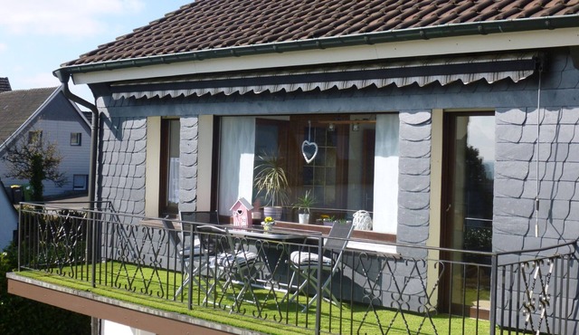 Holiday Home 'Höhenflug' with Mountain View, Private Terrace and Wi-Fi