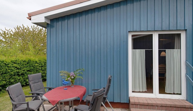Holiday home "Möve ABA Bungalow 67" with private terrace and WLAN
