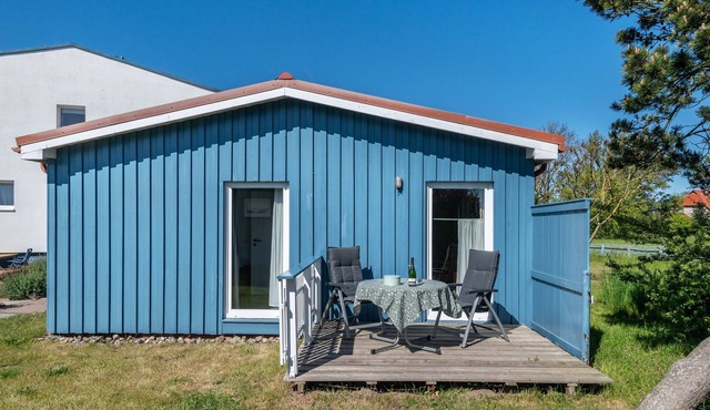 Holiday home 'Möve ABA Bungalow 61' with private terrace and WLAN