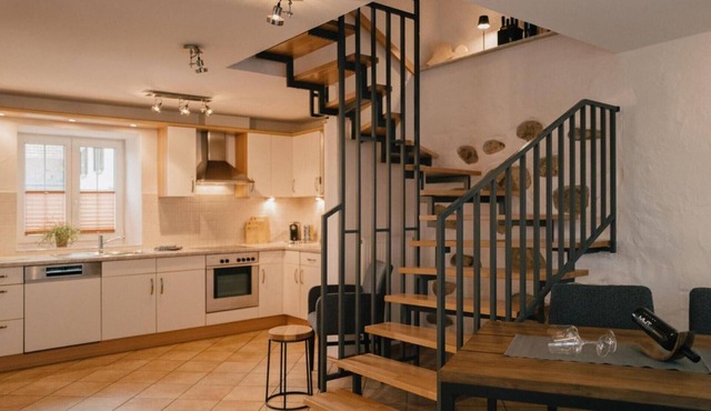 Holiday Home 'Muskatellerhaus' with Shared Pool, Private Terrace and Wi-Fi