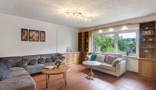 Holiday Home Talblick/160 m²/Up to 8 Guests/Garden/2 Bathrooms/Sauerland