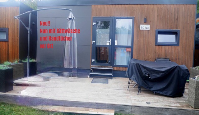 Holiday Home "Tiny House Lohse" with Private Terrace, Now with Bed Linen and Towels