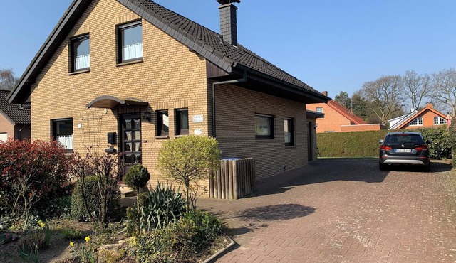 Holiday Home "Wacholderhain" Near the Lake with Garden
