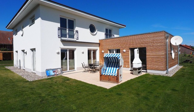 Holiday house Hohen Wieschendorf for 2 - 10 persons with 4 bedrooms - Holiday house
