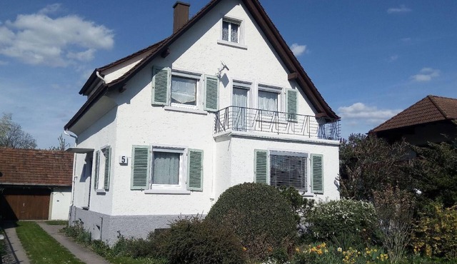 Holiday house in a quiet location, with a big garden