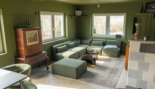 Holm's clubhouse - for groups & families
