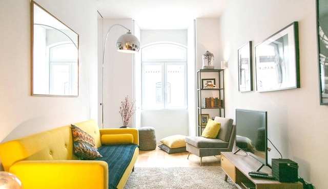 Homerez - Beautiful appartement 10 km away from the beach for 4 ppl. at Lisboa