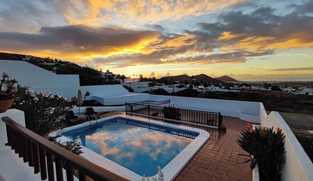 Homerez - Villa in Nazaret