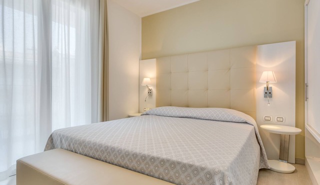 Hotel Ambassador
