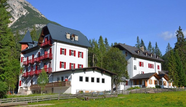 Hotel Croda Rossa