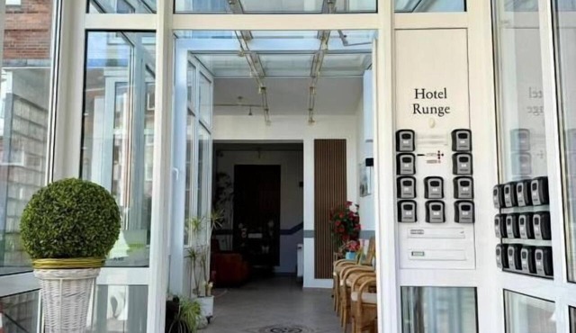 Hotel Runge 24-7 check in & free parking