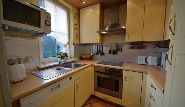 House in Groß Zicker with Private Parking and Mountain View