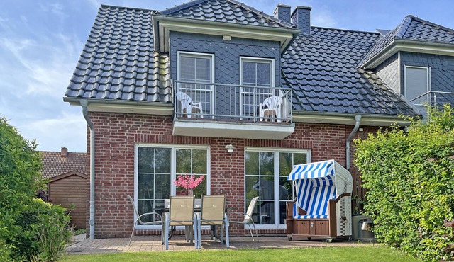 House Sansibar only 700m from the beach with sauna & fireplace and large garden