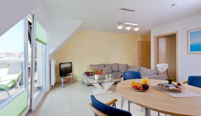 House Vincent, apartment 3 in Zinnowitz with balcony, WLAN and 4 beds