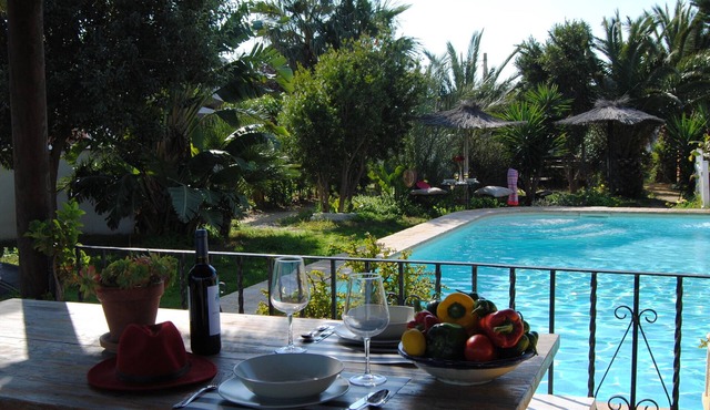 HOUSE WITH CHARM 3 min from a VIRGIN BEACH AND WITH VIEWS TO A NATURE PARK