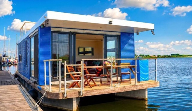Houseboat Silvia, Germany